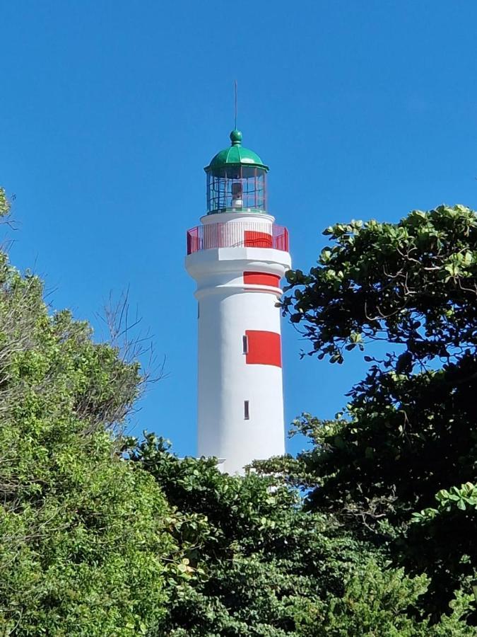 Les Bungalows Meubles Du Pharest Sainte-Suzanne Εξωτερικό φωτογραφία
